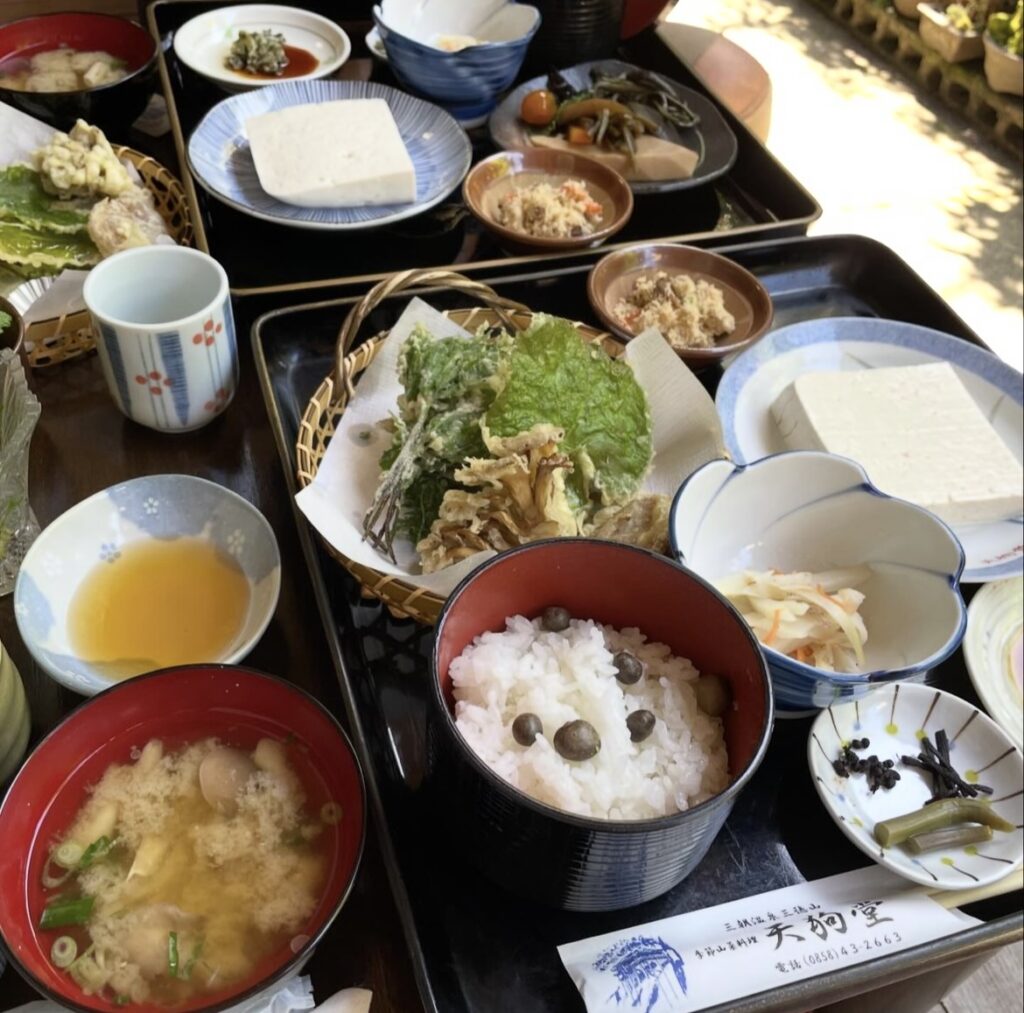 【中部・谷川天狗堂】三徳山の麓にあるお食事処♪